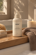 Acondicionador Milky Repair en el baño
