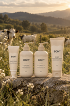 Rutina Milky Repair en el campo con vacas Blanco Orejinegro